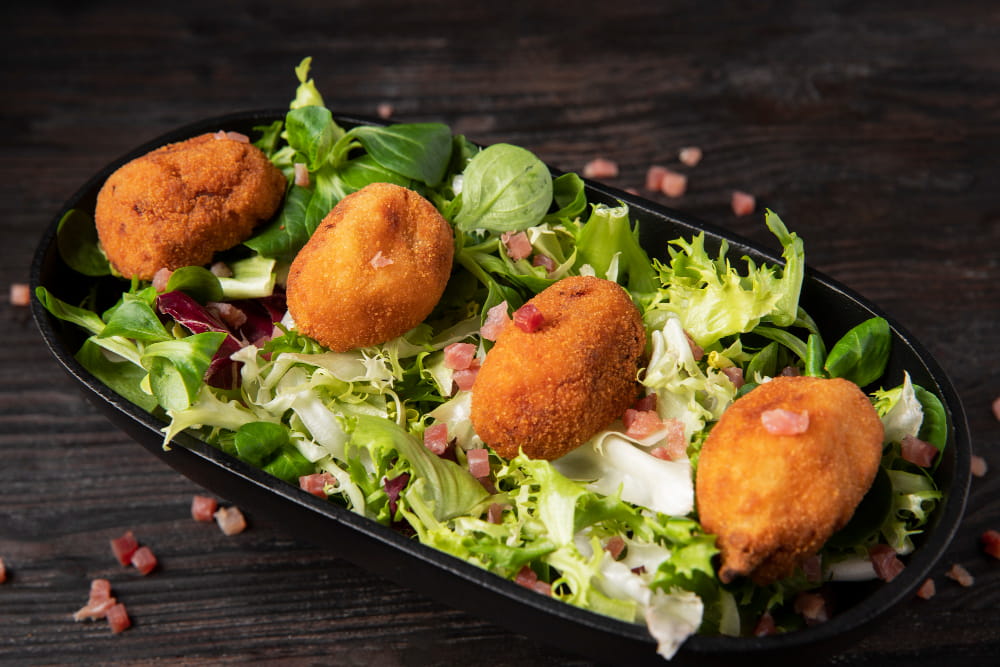 Croquetas de queso y nueces